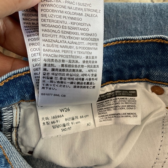 Levi’s Wedgie Jeans - Picture 11 of 13